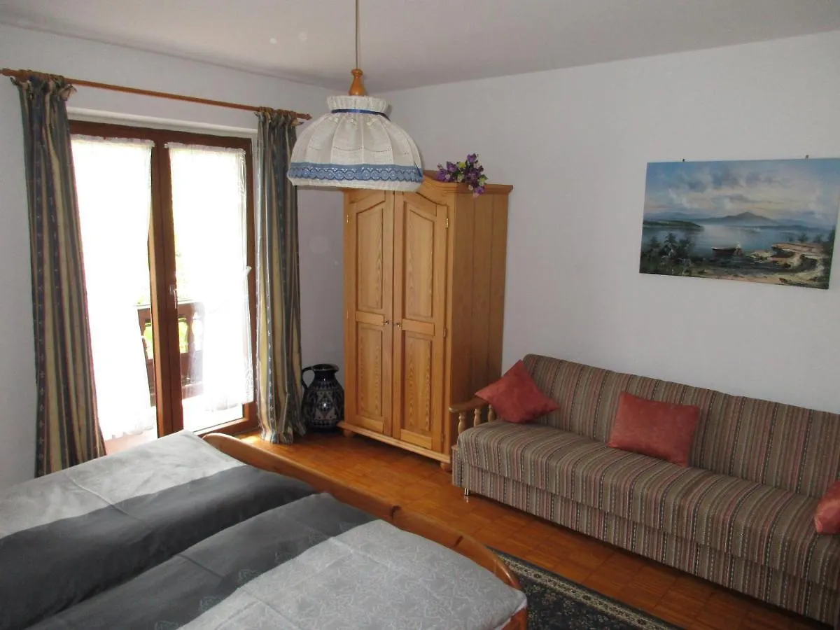 Gaestehaus St. Bartholomae Samerberg Apartamento